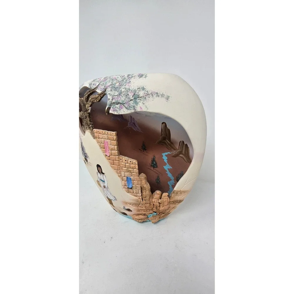 Vtg Tu Su's 1990 pillow vase southwest native American carved 3D signed‎ pottery